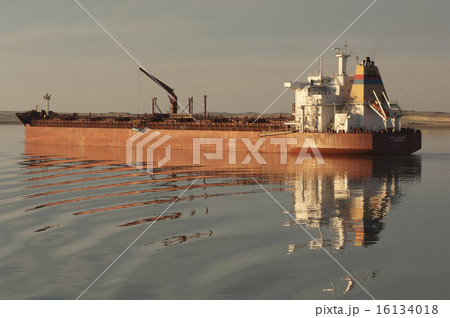 The Bulk Carrier RIP Hudner passes north  16134018