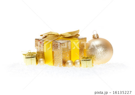 Golden Christmas background Golden Christmas background 16135227