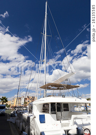 Sundeck on ocean yacht 16135585