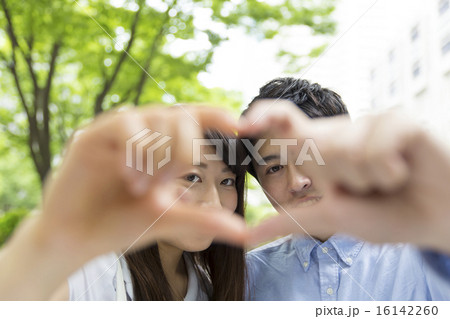 カップル ハートサイン カップル ハートサイン 16142260