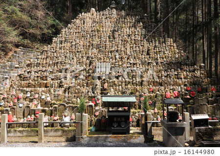 高野山奥の院 無縁塚 16144980