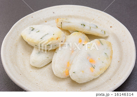 おいしいチーズ入り笹かまぼこ 16146314