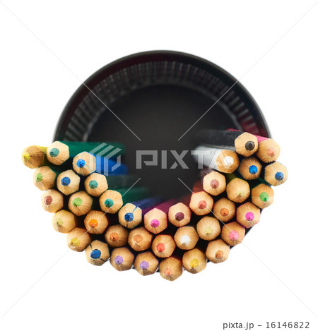Pencil holder full of pencils 16146822