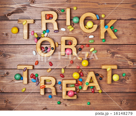 Trick or treat composition 16148279