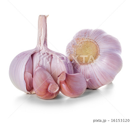 Garlic isolated on white background 16153120