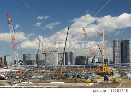再開発中の豊洲地区 16161748