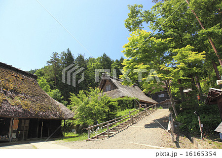 新緑の飛騨の里 16165354