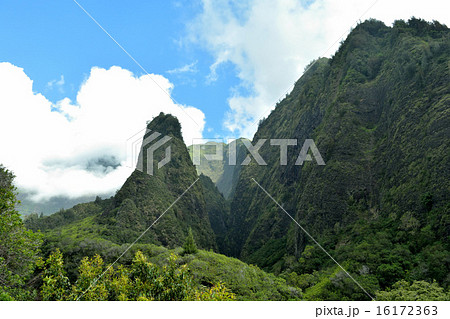 マウイ島のイアオ渓谷州立公園 16172363