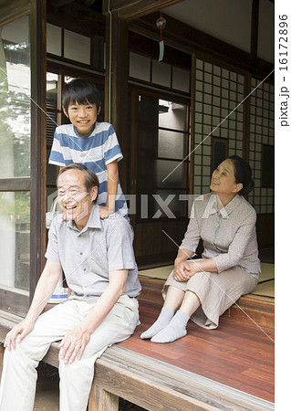 里帰り 里帰り 16172896
