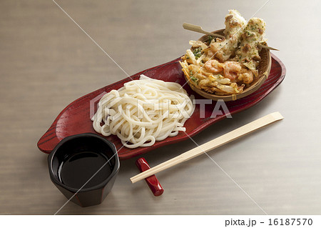 うどん 16187570
