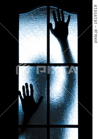 diffused silhouette of people diffused silhouette of people 16195019