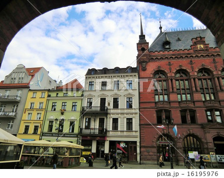 ポーランド　トルン　町並み 16195976