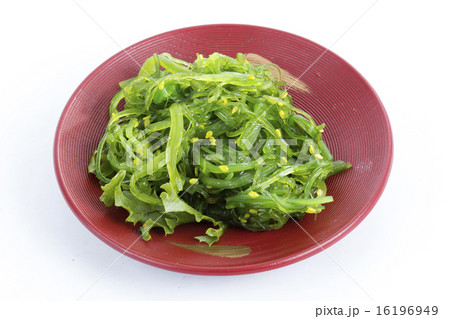 Chuka Seaweed Salad with Soy Sauce and Sesame 16196949