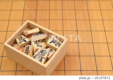将棋のコマ 16197872