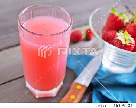 strawberry juice strawberry juice 16199204