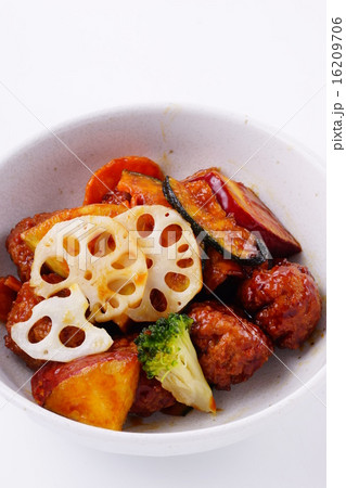 肉団子と野菜煮 16209706