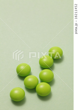緑色の薬の写真素材