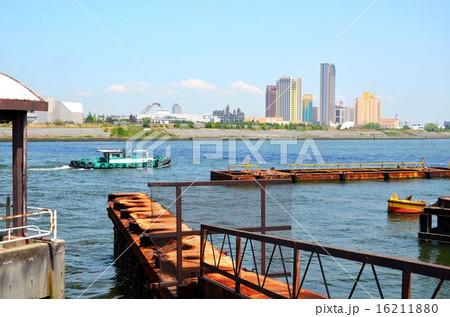 大阪　天保山の風景 16211880