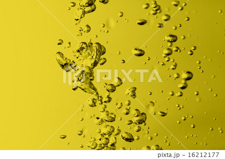 Water bubbles 16212177