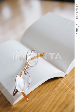 読書イメージ 16212637