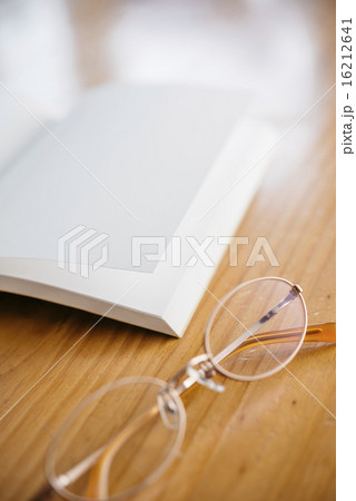 読書イメージ 16212641