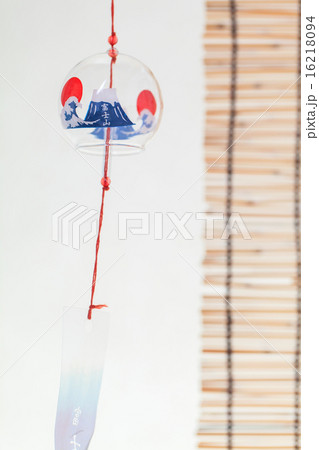 金魚柄の風鈴 16218094