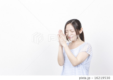 カミ頼みの若い女性 カミ頼みの若い女性 16219530