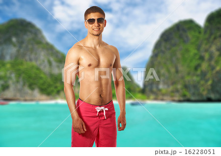 Man on beach 16228051