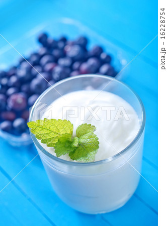 yogurt 16228754