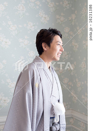 Bride's kimono by "Wasou" 16231386