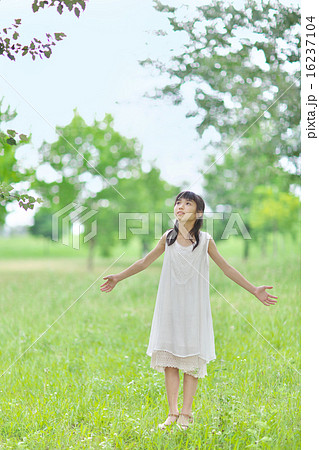 女性ポートレート 16237104