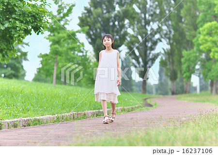 女性ポートレート 16237106