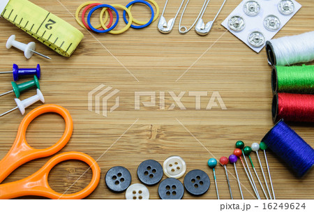 Sewing kit for needle work 16249624