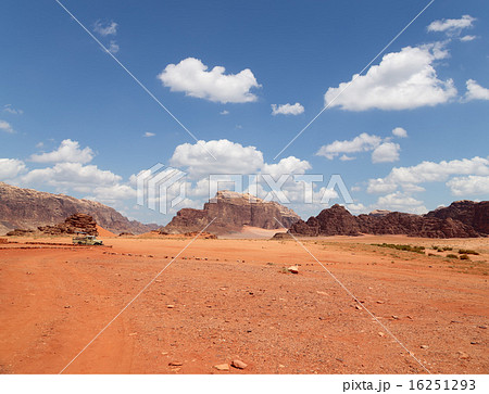 Wadi Rum Desert, Jordan 60 km to the east of Aqaba 16251293