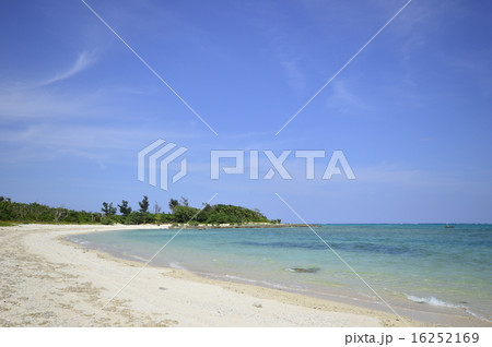 石垣島　伊原間の海 16252169