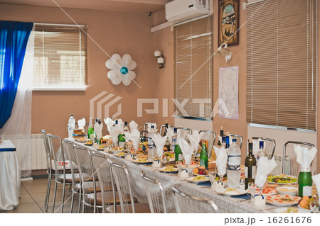 Festive hall 1380. Festive hall 1380. 16261676