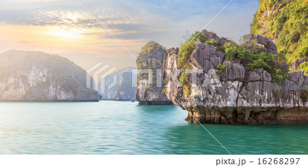 Halong Bay seascape, Vietnam 16268297