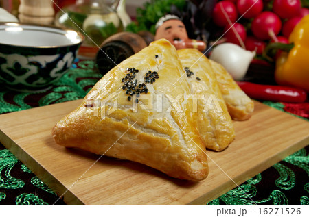 eastern food samsa 16271526