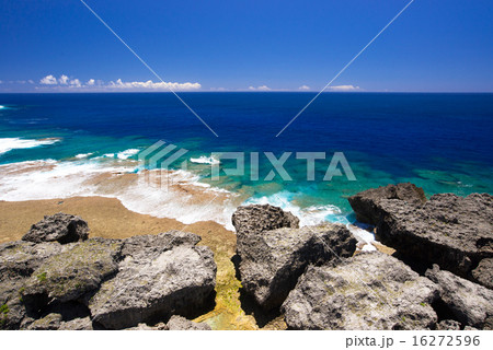 沖縄の絶景・喜屋武岬 16272596