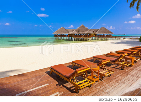 Cafe on tropical Maldives island Cafe on tropical Maldives island 16280655