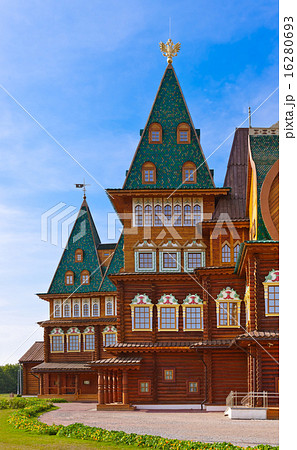 Wooden palace in Kolomenskoe - Moscow Wooden palace in Kolomenskoe - Moscow 16280693