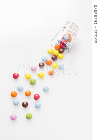 マーブルチョコレート(縦位置•真上から) マーブルチョコレート(縦位置•真上から) 16288870