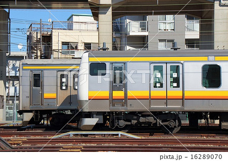 南武線 中原電車区にて 15年 の写真素材 1670