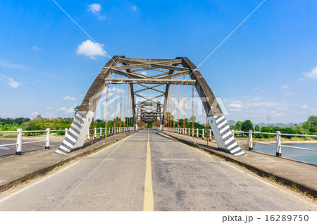Historical bridge over the river with shade 16289750