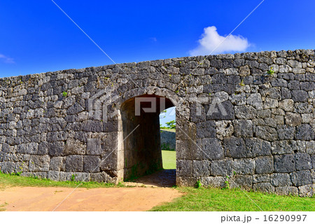 座喜味城跡 16290997