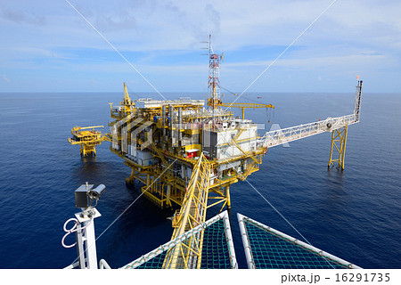 The offshore oil rig The offshore oil rig 16291735