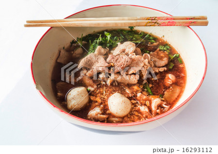 thai noodles and pork on white table thai noodles and pork on white table 16293112