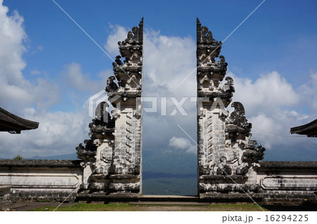 ランプヤン寺院 16294225