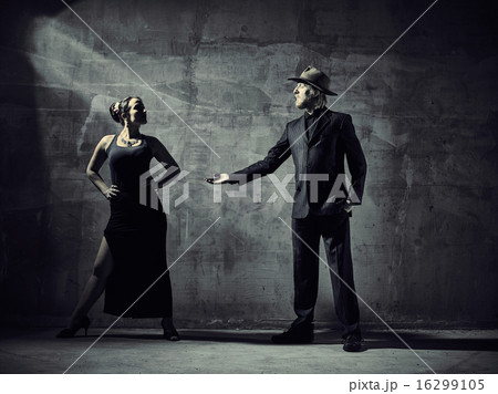 Man and woman dancers, concrete building surroundings Man and woman dancers, concrete building surroundings 16299105
