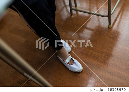 女子高生 16303970